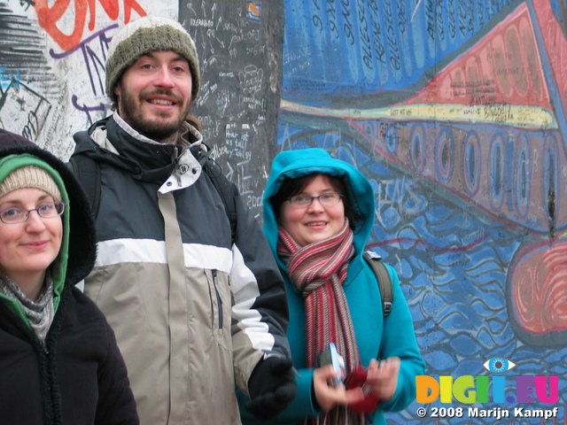 25241 Laura, Brad and Jenni at Berlin wall